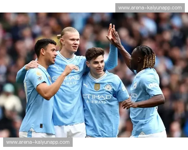 蓝月亮与蓝军的伊蒂哈德杯缘：一场宿命的对决，一场荣耀的洗礼